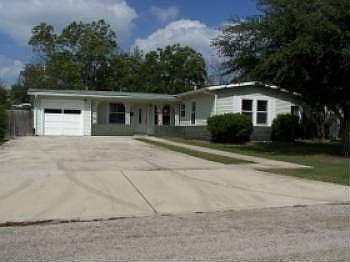 4th image of 819 McDougal Ave