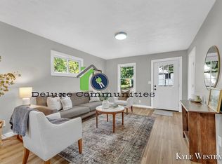 203 N Osmun St, Greenville, MI 48838