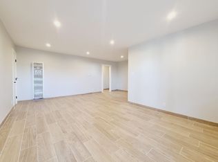 Manhattan Luxury Apartments Llc, Los Angeles, CA 90019