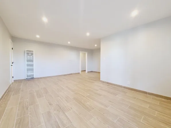 Manhattan Luxury Apartments Llc