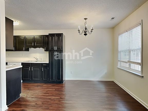 4th image of 115 Haven Grove Trl