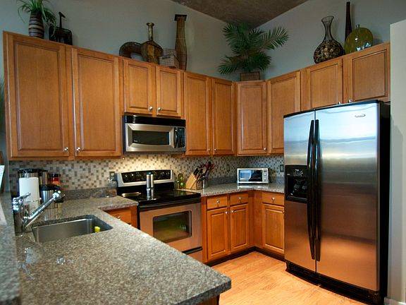 2nd image of 113 N Bread St APT 1A