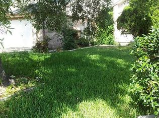 5702 Purple Sage Rd, Houston, TX 77049