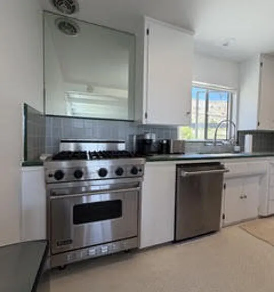 25119 Malibu Rd — Photo 8