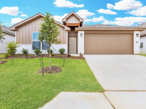 409 Carlisle Dr, Weatherford, TX 76085