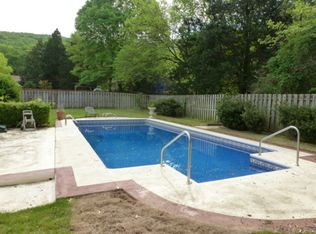 1716 Willowbrook Dr SE, Huntsville, AL 35802