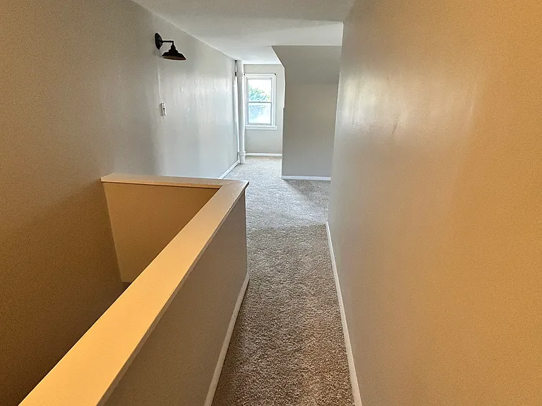 728 E Morton St — Photo 4