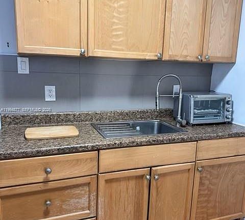 5th image of 4230 SW 11th St