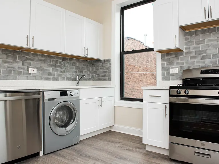 2909 1/2 N Mildred Ave #3F — Photo 1