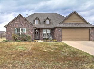 27 Hazel St, Inola, OK 74036