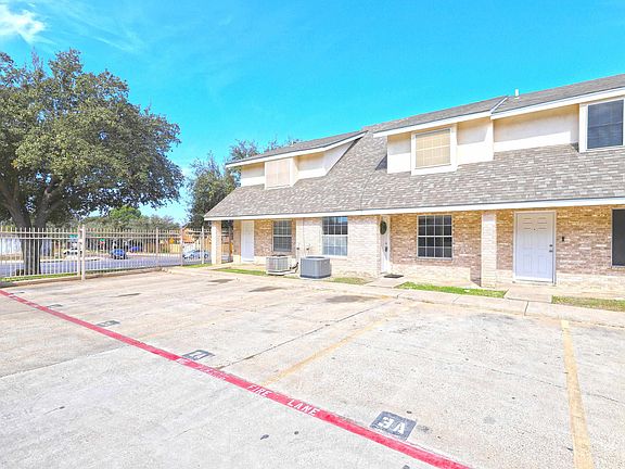 2nd image of 8911 McPherson Rd APT 2A