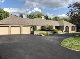 36 Seneca Ave E, Hawthorn Woods, IL 60047