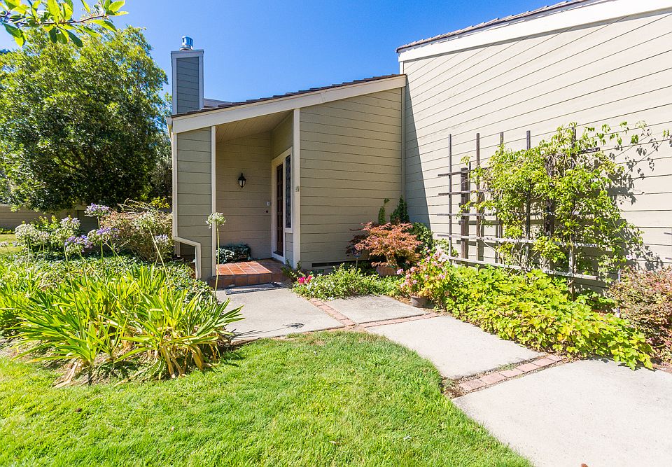 1st image of 100 Oakland Pl