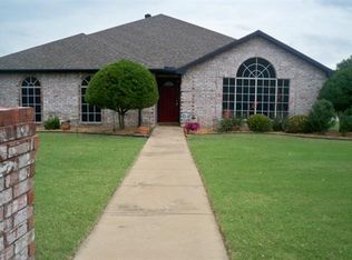 282 Village Tree Dr, Highland Village, TX 75077