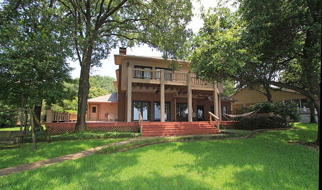 1st image of 672 Enchanted Isles Dr