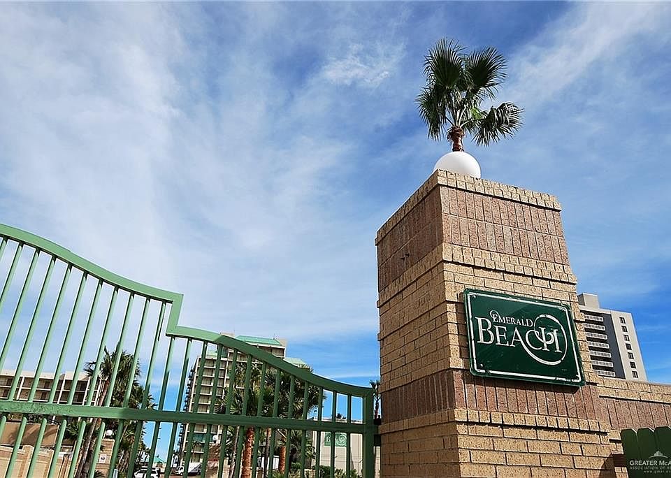 1st image of 906 Padre Blvd