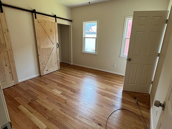 5th image of 1516A Princess Anne St