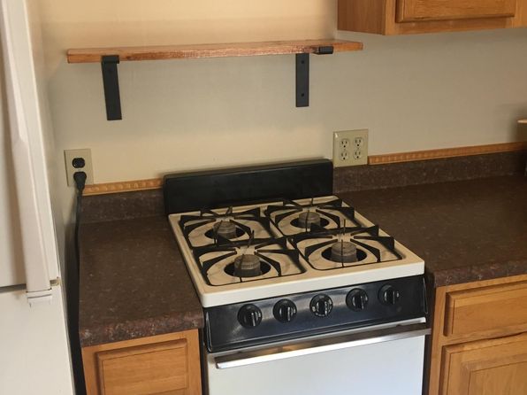 41 Garfield St #4, Greenfield, MA 01301