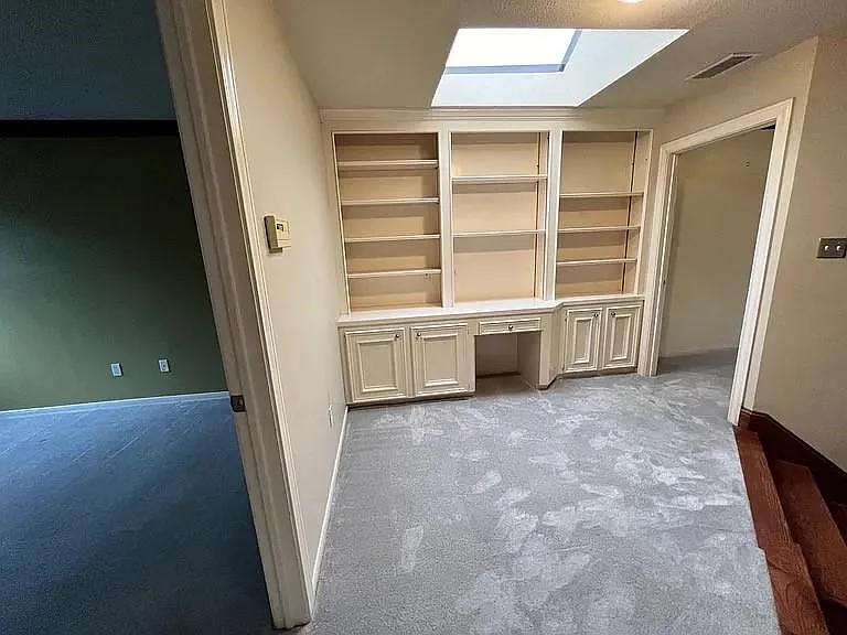 6983 Oakwood Park — Photo 23