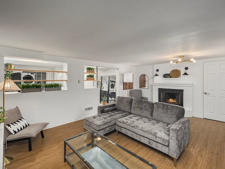 9301 Linden Ave N #B — Photo 15