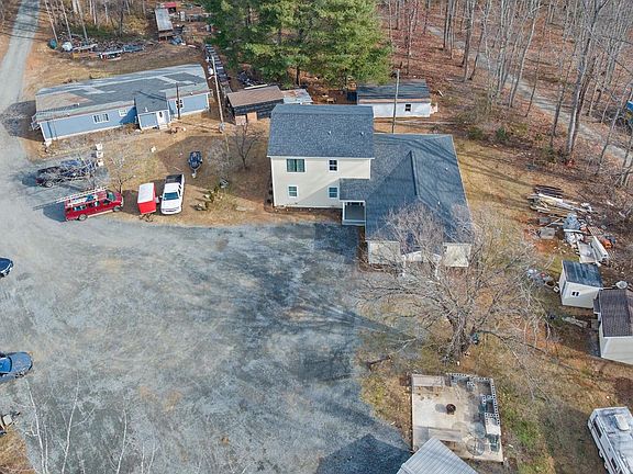 2nd image of 1817 Slate Mill Branch Rd