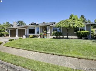 302 SW Riverview Ave, Gresham, OR 97080