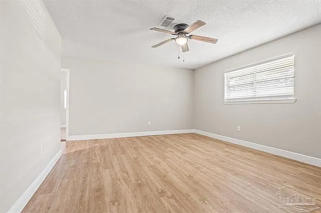 207 Ajax Dr NW — Photo 20