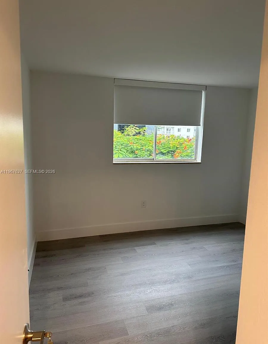 2 bed, 800 sqft, $2,550 — Photo 4