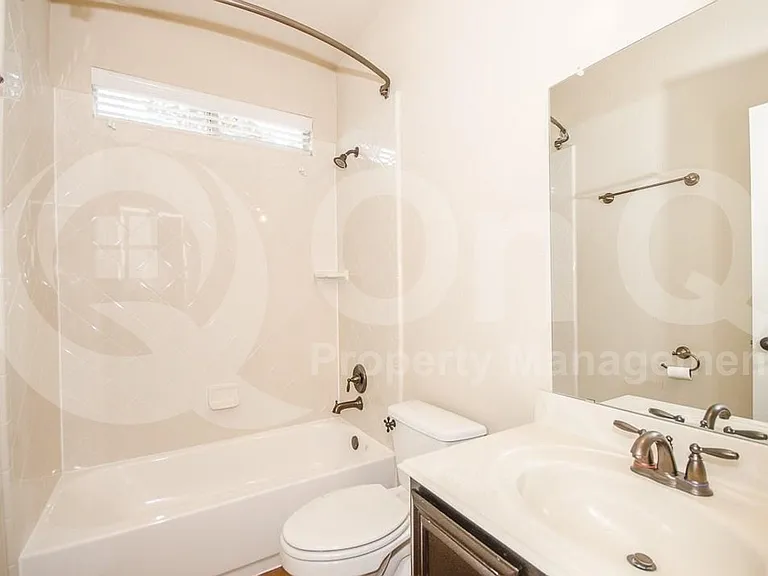 501 Lipizzan Ln — Photo 27
