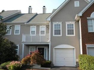 305 Bollen Ct #11, Pennington, NJ 08534