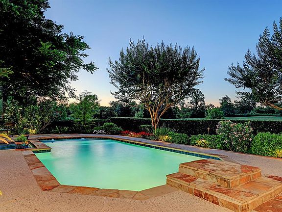 The sellers have enjoyed many beautiful sunsets! Mosquito Misting System and Custom Landscape Lighting.