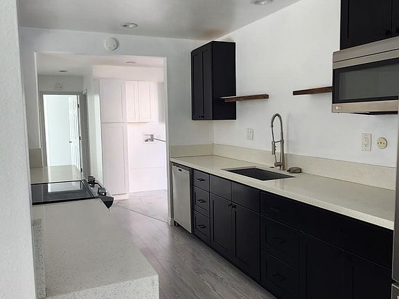 5th image of 3700 Dean Dr Unit 3402