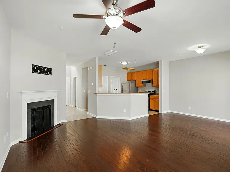 12244 Stratfield Place Cir — Photo 8