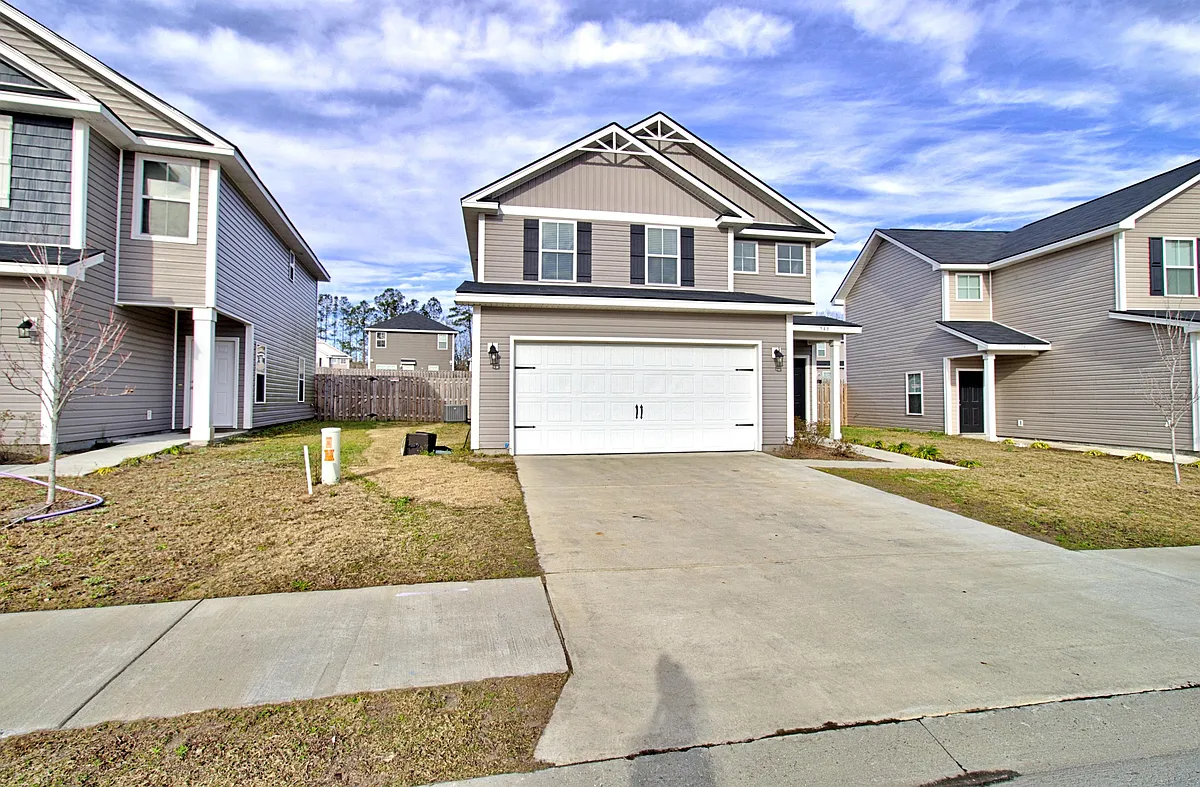 Building Photo - 546 Fairview Cir