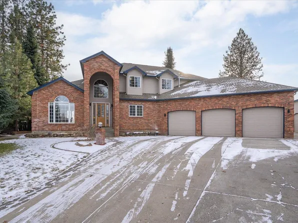 726 E Wellington Dr, Spokane, WA 99208