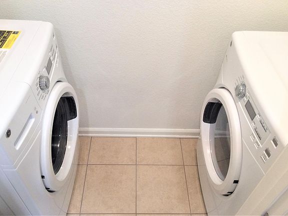 4th image of 2560 Northside Dr APT 309