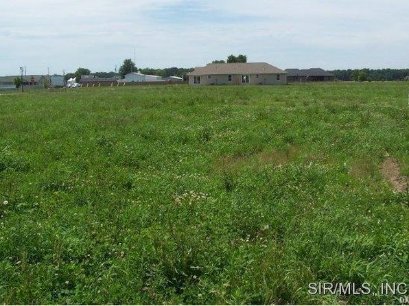 601 Kate Ct, Saint Libory, IL 62282