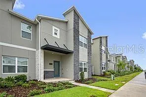 5 bed, 4.0 bath, 2167 sqft, $2,800 — Photo 3