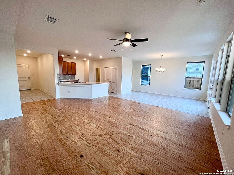 1st image of 5275 Wolf Bane Dr