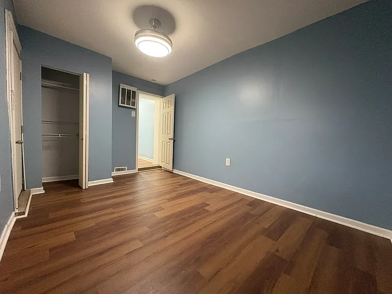 4024 Cambridge St #1 — Photo 3