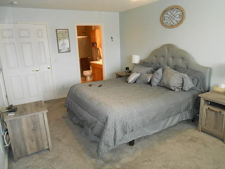 Master Bedroom 3