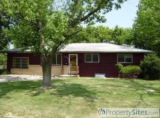 10620 Shawnee Rd, Edwardsville, KS 66111