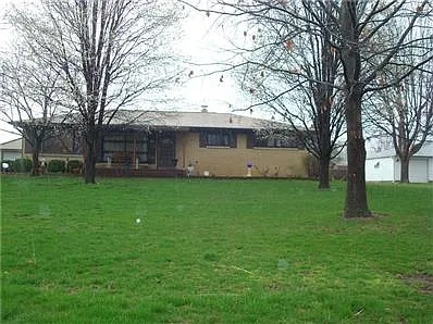 2428 Rutgers Rd photo 1