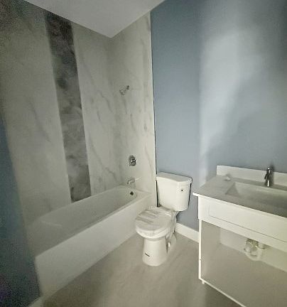 5th image of 2103 French St