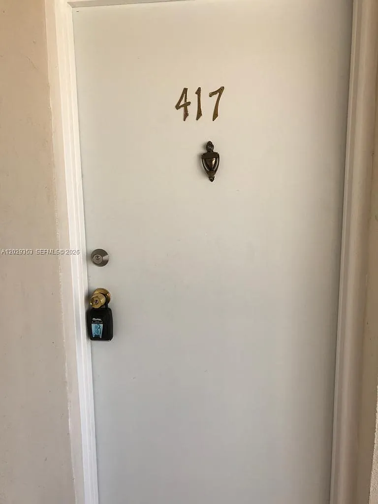 El Lago Condo — Photo 1