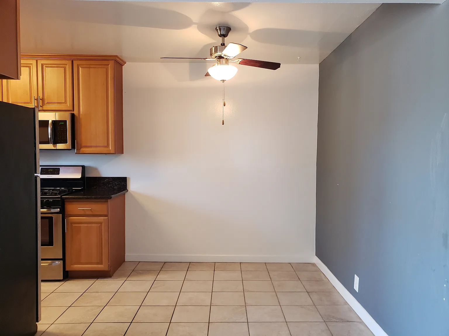 Emerald Courts, LLC — Photo 2