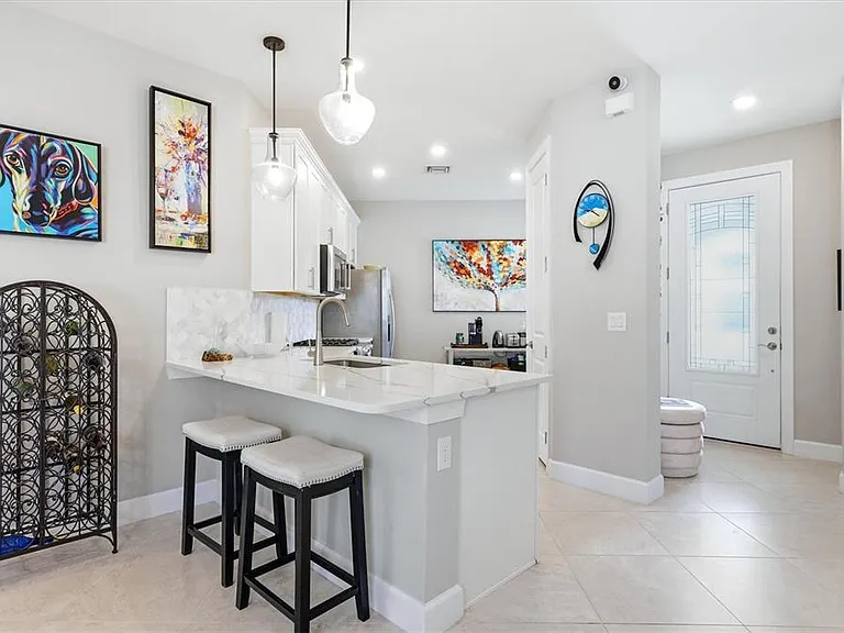 25029 Pearl Lake Cir — Photo 13