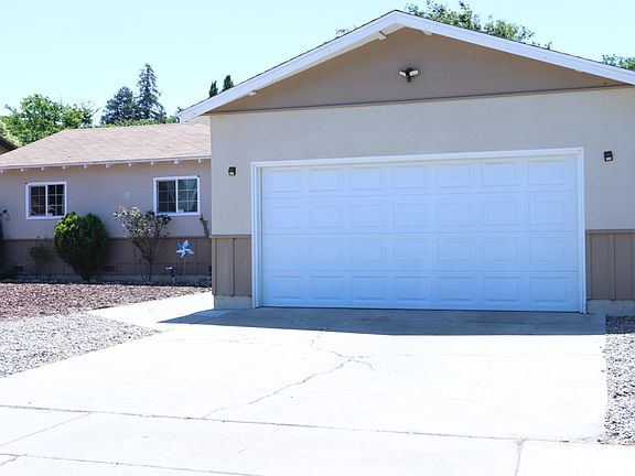 2nd image of 1820 Celeste Dr