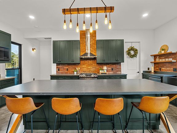 3rd image of 10202 Woodlane Blvd