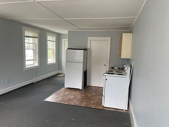 2nd image of 38 Railroad St #4